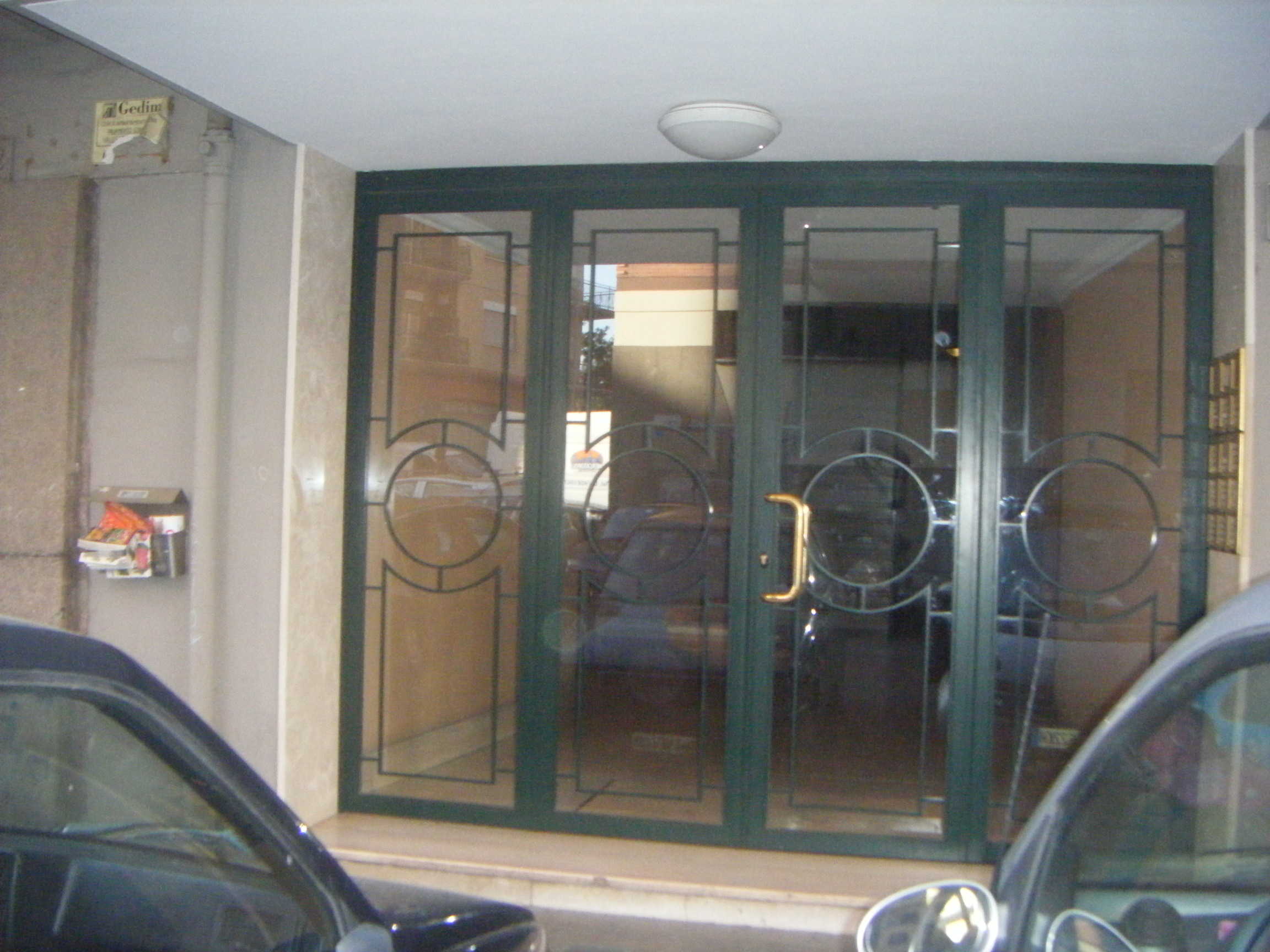 Portoni artistico italia offerte per infissi in pvc e alluminio ... Portoni per condomini